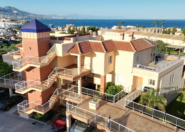 Malibu Mansions Increible Con Jacuzzi Fuengirola